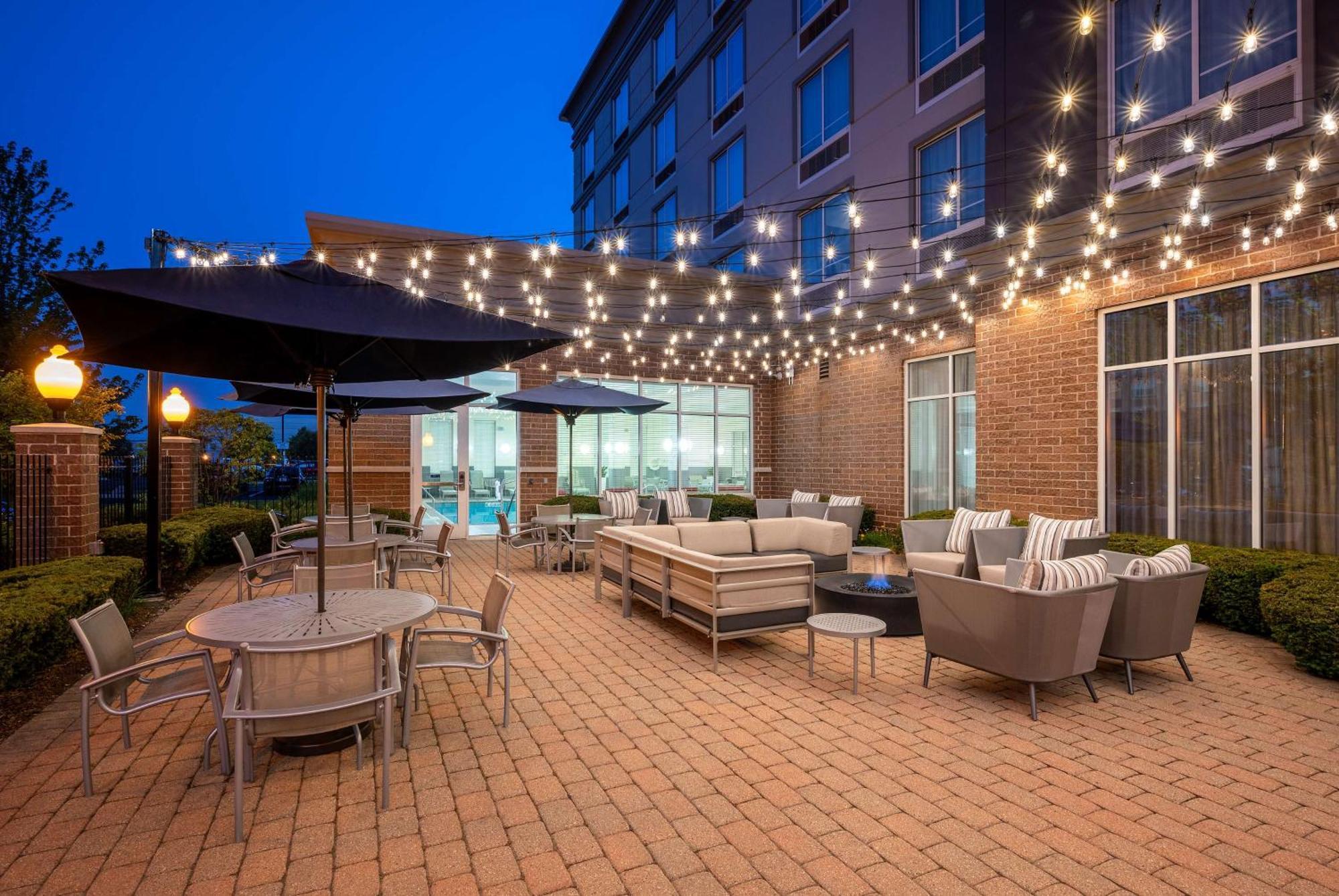 Doubletree By Hilton Chicago Midway Airport, Il Hotel Bedford Park Eksteriør billede