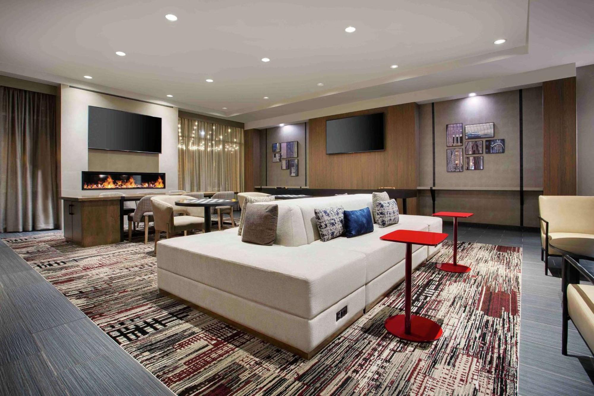 Doubletree By Hilton Chicago Midway Airport, Il Hotel Bedford Park Eksteriør billede