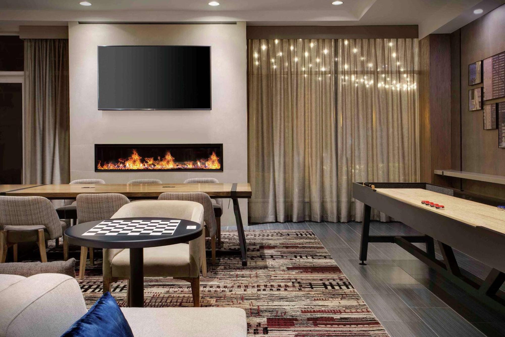 Doubletree By Hilton Chicago Midway Airport, Il Hotel Bedford Park Eksteriør billede